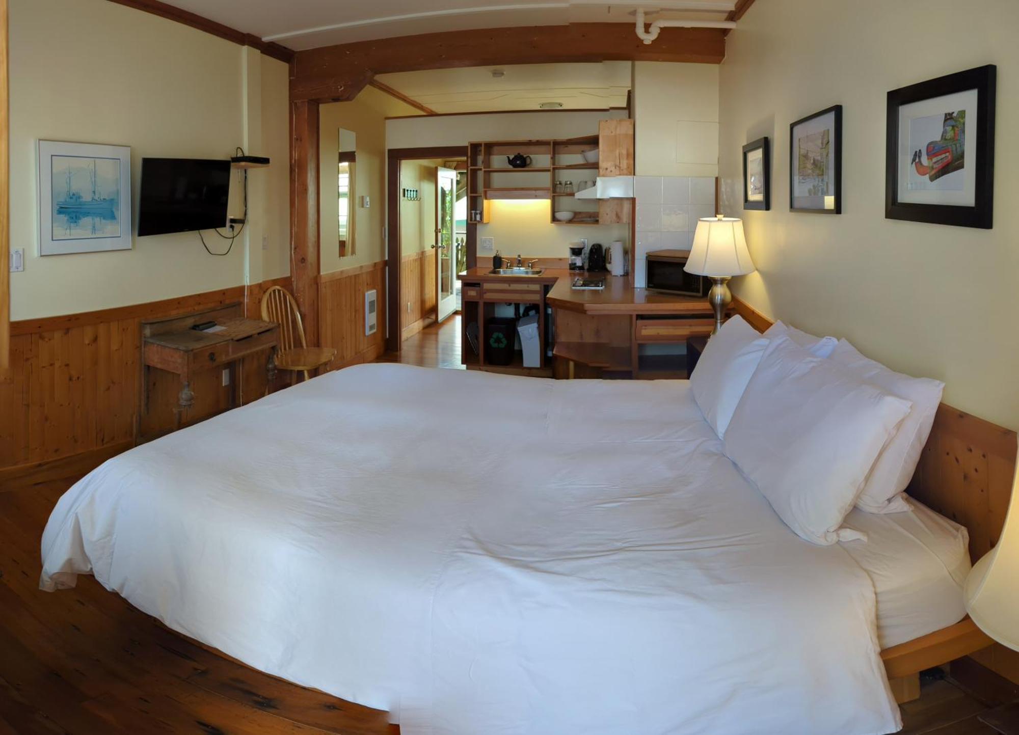 Seine Boat Inn Алерт-Бей Экстерьер фото